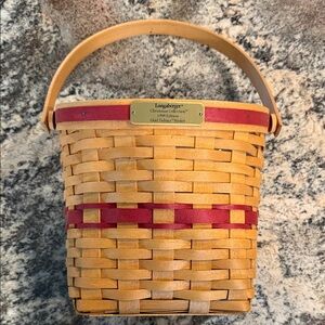 Longaberger Christmas Collection 1998 Edition Glad Tidings Basket.